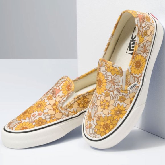 Vans Shoes - NWT Vans Slip-On SF Trippy Floral Skate Shoes
